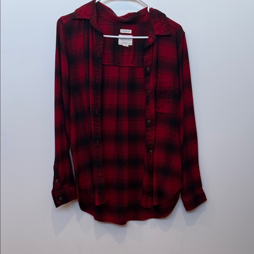 American Eagle Outfitters Red and Black Plaid Shirt